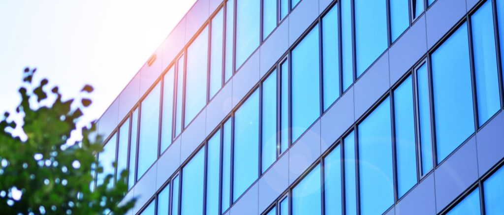 Inside Edge Properties Maximizes CRE Marketing Efficiency with CommercialEdge Marketing Inside Edge Properties Maximizes CRE Marketing Efficiency with CommercialEdge Marketing